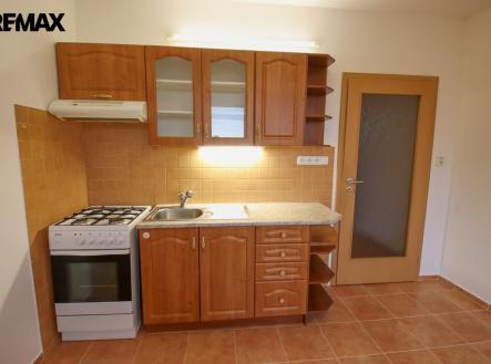 pokoj s kuch.koutem | Pronájem bytu, 2+kk, 37 m²