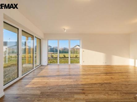 Obývák +kk | Prodej - dům/vila, 118 m²