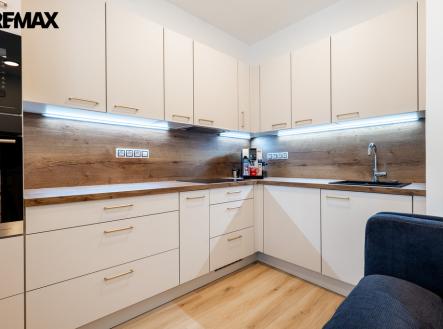 pana4582-hdr.jpg | Prodej bytu, 2+kk, 39 m²