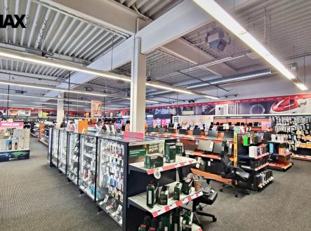 20260416-105453u.jpg | Pronájem - obchodní prostor, 795 m²