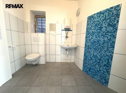 img-3745.jpeg | Pronájem - obchodní prostor, 54 m²