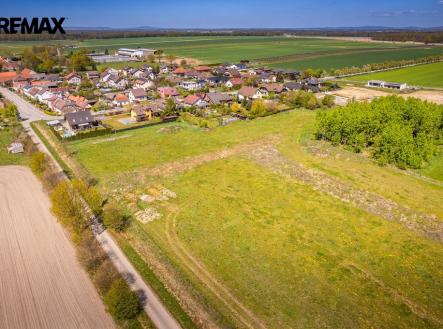 26-05-01-cejkovice-pozemek-foto-04.jpg | Prodej - pozemek pro bydlení, 801 m²