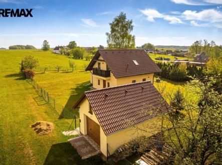 26-05-06-jilovice-rd-foto-01.jpg | Prodej - dům/vila, 126 m²