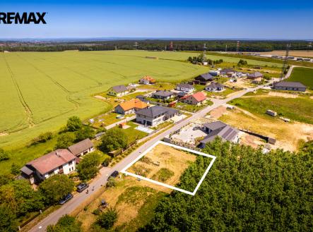 26-05-26-chotycany-pozemek-3-00000.jpg | Prodej - pozemek pro bydlení, 826 m²