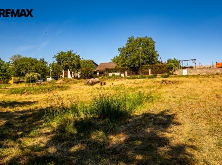 26-05-26-chotycany-pozemek-foto-08.jpg | Prodej - pozemek pro bydlení, 826 m²