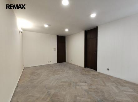 3u.jpg | Pronájem - kanceláře, 29 m²