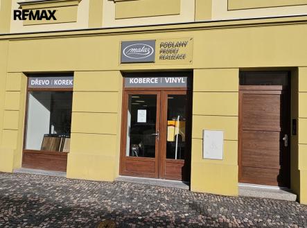 Prodej - obchodní prostor, 140 m²