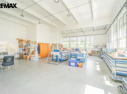 4-1.jpg | Prodej - výrobní prostor, 1 162 m²