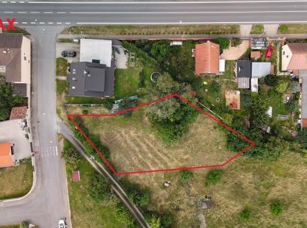 ohraniceny-pozemek-1.jpg | Prodej - pozemek pro bydlení, 1 021 m²