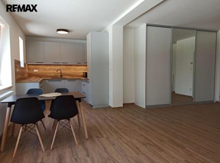 1720355157493.jpg | Prodej bytu, 2+kk, 62 m²