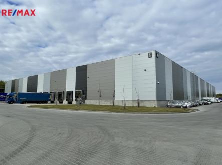 Venkovní pohled na halu | Pronájem - skladovací prostor, 500 m²