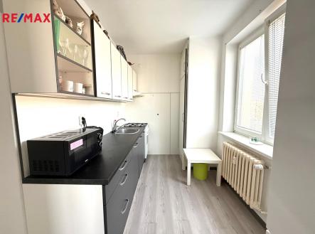 whatsapp-image-2025-03-17-at-10.03.43-1.jpeg | Pronájem bytu, 2+1, 53 m²