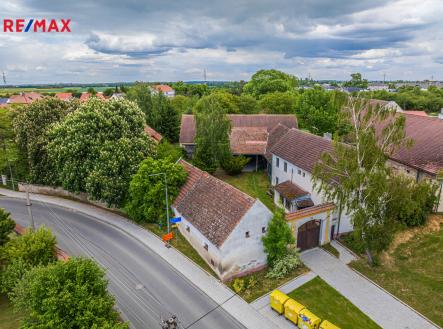 foto-cerveny-ujezd-1.jpg | Prodej - zemědělský objekt, 6 451 m²