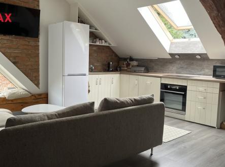 Pronájem bytu, 3+kk, 74 m² obrázek
