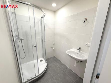 whatsapp-image-2025-08-04-at-13.56.05-1.jpeg | Pronájem bytu, 2+kk, 36 m²