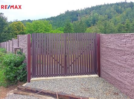 vždy dle aktuální potřeby. | Prodej - pozemek pro bydlení, 1 516 m²