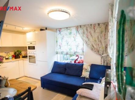 obyvaci-pokoj-s-kuchyni-1.jpg | Prodej - dům/vila, 76 m²