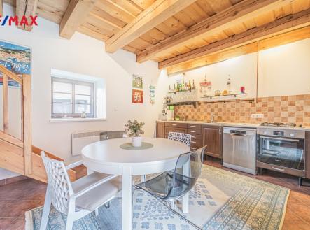 dsc07674.jpg | Prodej - dům/vila, 681 m²