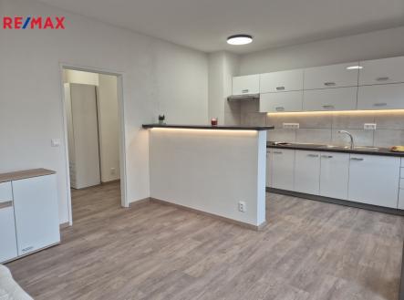 pokoj 1 | Pronájem bytu, 2+kk, 51 m²