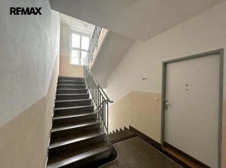 Vnitřní prostory domu | Prodej - dům/vila, 450 m²