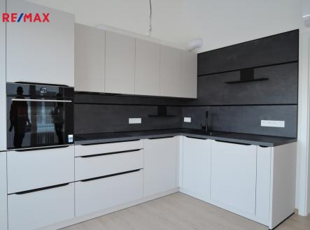 dscn8382.jpg | Pronájem bytu, 3+kk, 67 m²