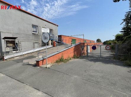 7bfca43e-a9db-47b8-81e8-e8b659d03da9.jpeg | Pronájem - malý objekt/garáž