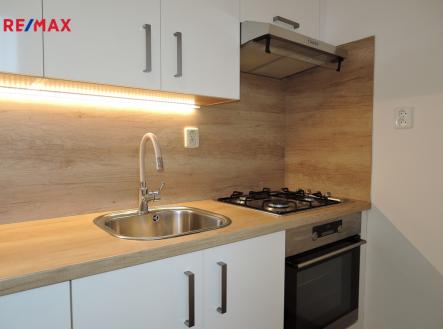 dscn8476.jpg | Pronájem bytu, 2+1, 49 m²