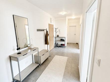 chatgpt-image-12.5.2026-12-23-12.jpg | Pronájem bytu, 3+kk, 72 m²