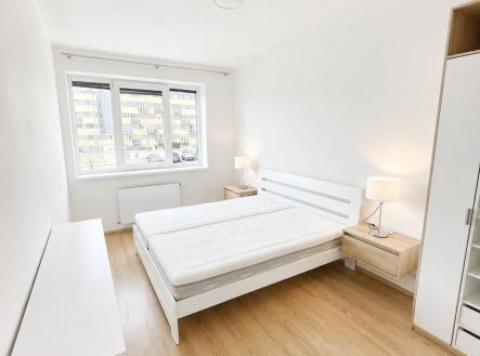chatgpt-image-12.5.2026-12-23-28.jpg | Pronájem bytu, 3+kk, 72 m²