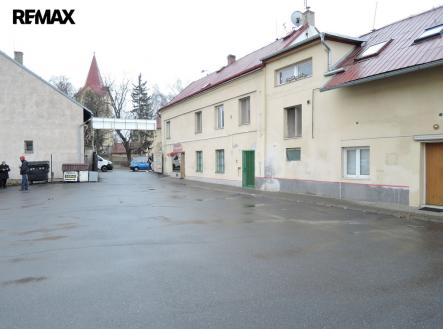 dscn7500.jpg | Pronájem - obchodní prostor, 420 m²