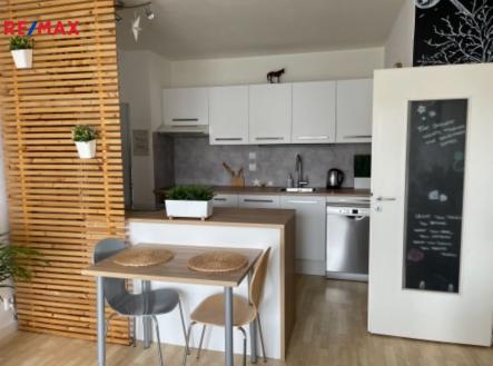 d7da1bac-3623-4c18-a1ff-bd4fd94b52d8.jpeg | Pronájem bytu, 2+kk, 48 m²