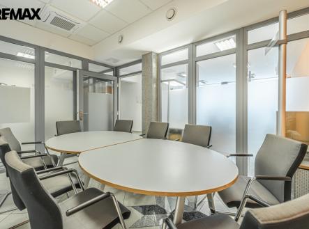 foto-11.jpg | Pronájem - kanceláře, 183 m²