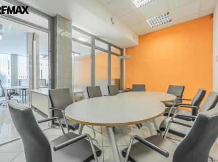 foto-10.jpg | Pronájem - kanceláře, 183 m²