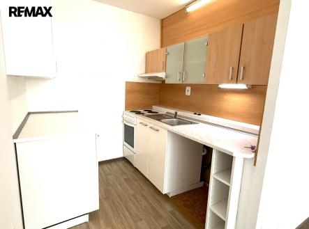 whatsapp-image-2026-03-27-at-13.14.02-2.jpeg | Pronájem bytu, 2+kk, 42 m²