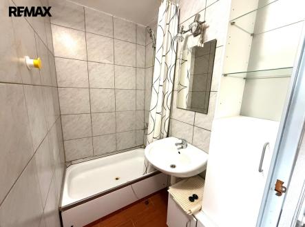 whatsapp-image-2026-03-27-at-13.13.53-1.jpeg | Pronájem bytu, 2+kk, 42 m²