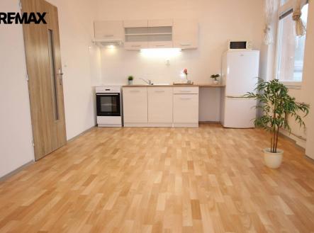 Pronájem bytu, 1+kk, 34 m² obrázek