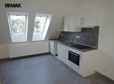 img_4f8f1015ca.jpg | Pronájem bytu, 2+kk, 76 m²