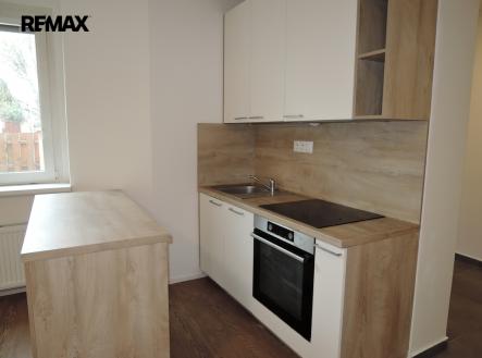 dscn8643.jpg | Pronájem bytu, 2+kk, 38 m²