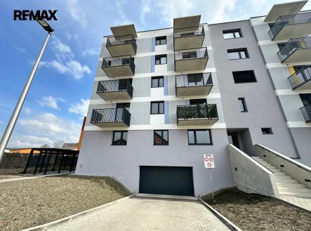 1.jpg | Pronájem - malý objekt/garáž