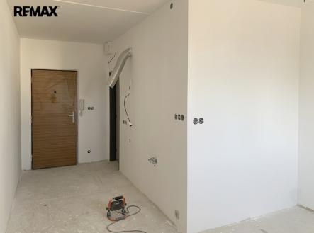 zde je místo na kuchyň | Pronájem bytu, 1+kk, 20 m²