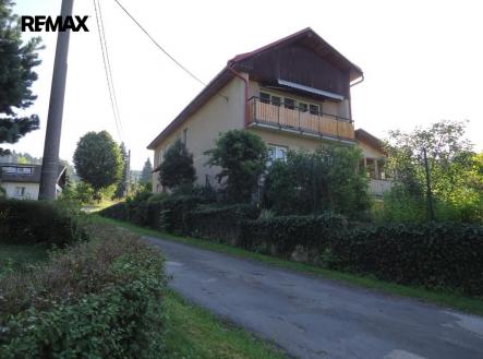 pohled jižní | Prodej - dům/vila, 209 m²