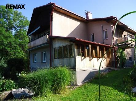 pohled ze zahrady | Prodej - dům/vila, 209 m²