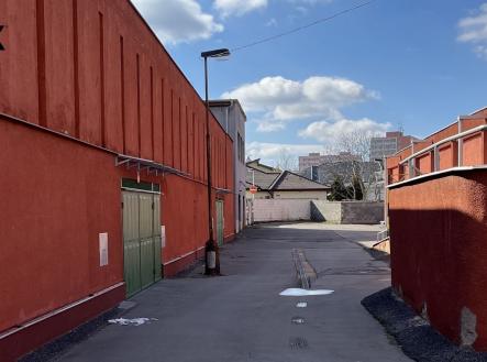 Pronájem - malý objekt/garáž obrázek