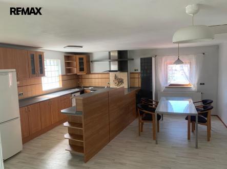 d94f98bd-367c-4f59-8322-da55668c08a2.jpg | Pronájem bytu, 2+1, 137 m²