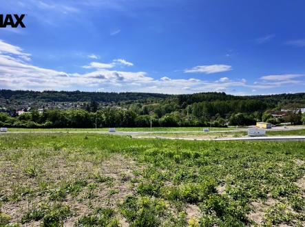 Výhled z pozemku | Prodej - pozemek pro bydlení, 860 m²