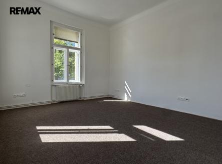 img-4118.jpeg | Pronájem - kanceláře, 14 m²