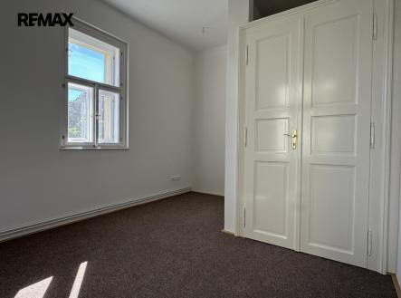 img-4120.jpeg | Pronájem - kanceláře, 14 m²