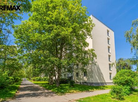 Pohled na dům | Prodej bytu, 3+1, 74 m²