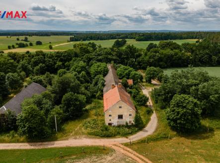 dsc-1.jpg | Prodej - zemědělský objekt, 978 m²