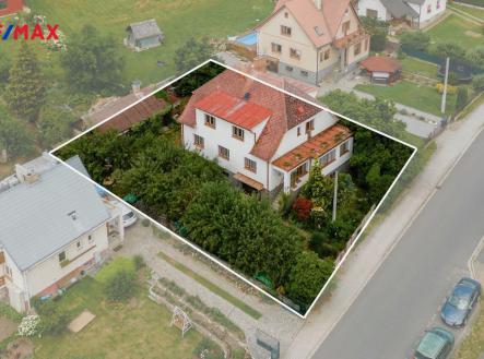 Prodej - dům/vila, 319 m²
